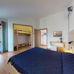 Camera con letto king size